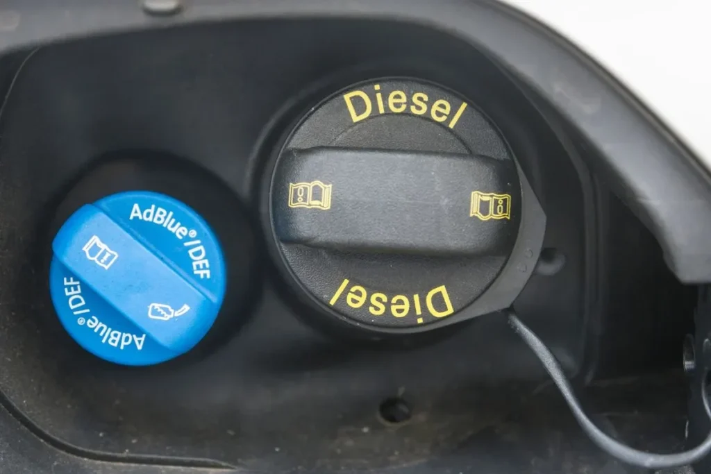 enfin-une-bonne-nouvelle-pour-les-conducteurs-diesel-cette-nouvelle-regle-sur-ladblue-va-changer-la-vie-des-conducteurs